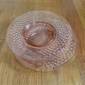 Liberty Glass Works 'American Pioneer' 8" Luncheon Plates set of 2